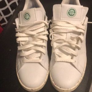 Men’s adidas size 9